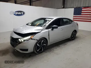 2024 Nissan Versa SR z VIN 3N1CN8FV8RL822726, wystawiony jako Copart lot #57810075 z przebiegiem 31 786 mil mil oraz Szkoda całkowita • Salvage title. Historia ofert i sprzedaży dostępna na DreamBid. Obrazek 1.
