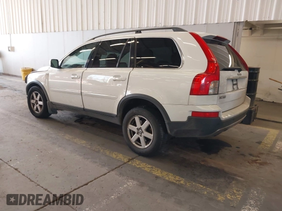 2007 Volvo XC90 I6 with VIN YV4CM982771367703, listed as a IAAI auction lot 41286837 with 189,530 mi miles and . Bid and sale history available at DreamBid. Image 3.