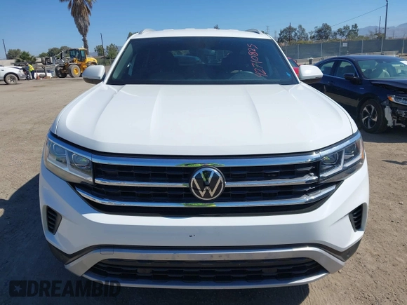 2021 Volkswagen Atlas SE with VIN 1V2HE2CA2MC209716, listed as a IAAI auction lot 42710825 with 29,484 mi miles and . Bid and sale history available at DreamBid. Image 12.