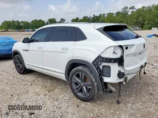 2021 Volkswagen Atlas SE z VIN 1V2PE2CA5MC207941, wystawiony jako Copart lot #62514845 z przebiegiem 98 446 mil mil oraz Czysty tytuł • Clean title. Historia ofert i sprzedaży dostępna na DreamBid. Obrazek 2.