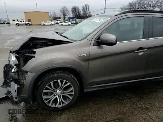 2017 Mitsubishi Outlander SEL с VIN JA4AP4AW3HZ026300, выставлен на аукционе Copart как лот 86412294 с пробегом 68 435 миль миль и Списание • Salvage title. История ставок и продаж доступна на DreamBid. Изображение 11.