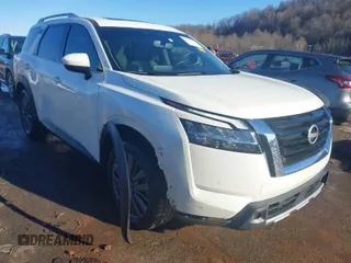 2022 Nissan Pathfinder SL z VIN 5N1DR3CD4NC255923, wystawiony jako IAAI lot #41576437 z przebiegiem 30 751 mil mil oraz . Historia ofert i sprzedaży dostępna na DreamBid. Obrazek 1.