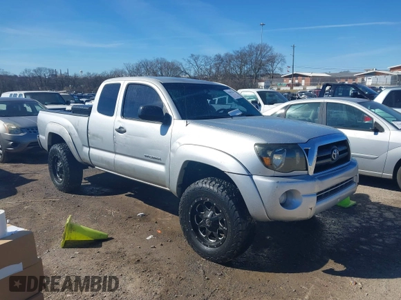 2006 Toyota Tacoma PreRunner z VIN 5TETU62N36Z173176, wystawiony jako IAAI lot #41697046 z przebiegiem 187 409 mil mil oraz . Historia ofert i sprzedaży dostępna na DreamBid. Obrazek 13.