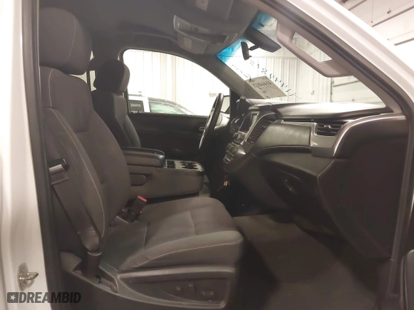 2015 Chevrolet Tahoe Commercial with VIN 1GNSK2EC5FR688820, listed as a IAAI auction lot 41444813 with 206,244 mi miles. Bid and sale history available at carsss.com. Image 5.
