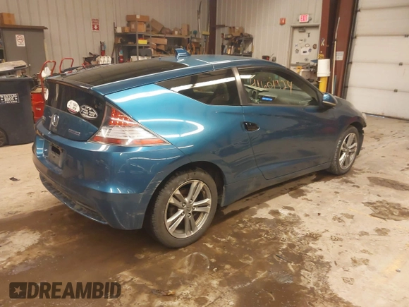 2013 Honda CR-Z with VIN JHMZF1D44DS000083, listed as a IAAI auction lot 41601324 with 212,884 mi miles. Bid and sale history available at carsss.com. Image 4.
