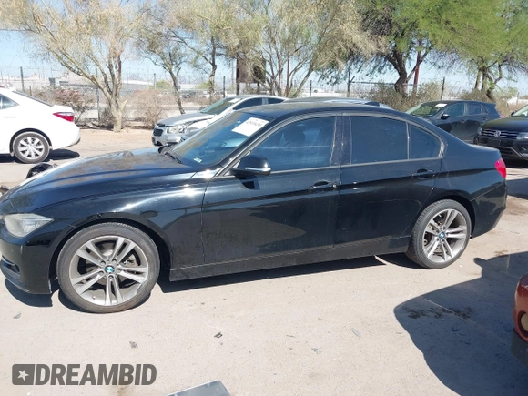 2013 BMW 3 Series 328i xDrive с VIN WBA3B3C51DF543955, выставлен на аукционе IAAI как лот 42510430 с пробегом 87 280 миль миль и . История ставок и продаж доступна на DreamBid. Изображение 14.