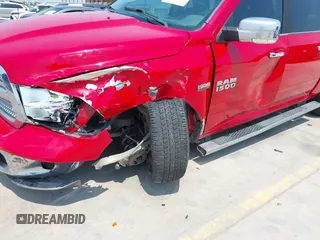 2018 Ram 1500 Lone Star Silver z VIN 1C6RR6LT0JS155196, wystawiony jako IAAI lot #42261402 z przebiegiem 64 065 mil mil oraz . Historia ofert i sprzedaży dostępna na DreamBid. Obrazek 6.