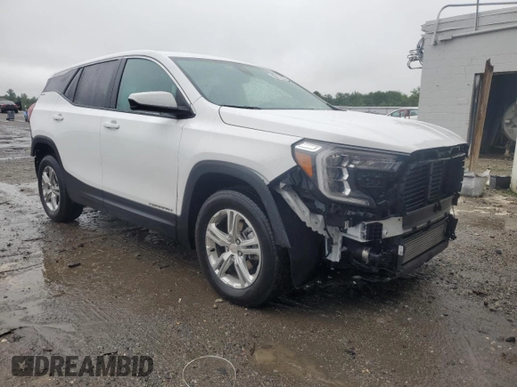2024 GMC Terrain SLE z VIN 3GKALTEG5RL306490, wystawiony jako Copart lot #61090425 z przebiegiem 27 890 mil mil oraz Czysty tytuł • Clean title. Historia ofert i sprzedaży dostępna na DreamBid. Obrazek 4.