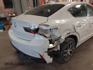 2019 Acura ILX Premium with VIN 19UDE2F76KA007150, listed as a IAAI auction lot 42065253 with 38,721 mi miles and . Bid and sale history available at DreamBid. Image 18.