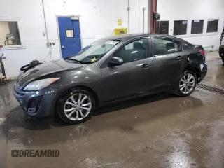2011 Mazda 3 S Sport z VIN JM1BL1U51B1401341, wystawiony jako Copart lot #56431885 z przebiegiem 158 195 mil mil oraz Szkoda całkowita • Salvage title. Historia ofert i sprzedaży dostępna na DreamBid. Obrazek 1.