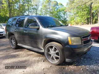 2007 Chevrolet Tahoe LTZ z VIN 1GNFK13047J127495, wystawiony jako IAAI lot #42139277 z przebiegiem Nie podano mil oraz . Historia ofert i sprzedaży dostępna na DreamBid. Obrazek 1.