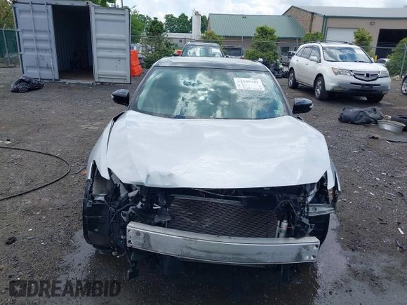 2016 Nissan Maxima SV with VIN 1N4AA6AP5GC900892, listed as a IAAI auction lot 42139043 with 325,228 mi miles and . Bid and sale history available at DreamBid. Image 13.