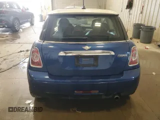 2013 MINI Hardtop with VIN WMWSU3C53DT681665, listed as a Copart auction lot 60752355 with 104,874 mi miles and Salvage title. Bid and sale history available at DreamBid. Image 6.