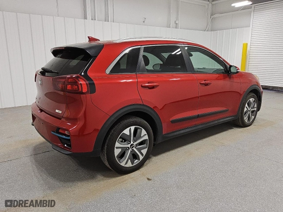2020 Kia Niro EV EX Premium with VIN KNDCE3LG7L5056243, listed as a Copart auction lot 84508834 with 83,937 mi miles and Clean Title. Bid and sale history available at carsss.com. Image 3.