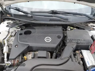 2014 Nissan Altima SV with VIN 1N4AL3AP7EC141832, listed as a IAAI auction lot 42019574 with 124,802 mi miles and . Bid and sale history available at carsss.com. Image 10.
