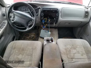 1995 Ford Explorer Eddie Bauer z VIN 1FMDU34X2SUB88316, wystawiony jako Copart lot #88269975 z przebiegiem 154 878 mil mil oraz Szkoda całkowita • Salvage title. Historia ofert i sprzedaży dostępna na DreamBid. Obrazek 8.
