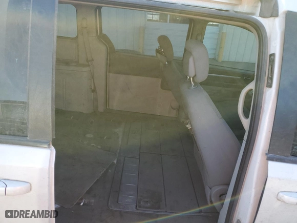 2010 Dodge Grand Caravan SE with VIN 2D4RN4DE4AR385806, listed as a Copart auction lot 48761105 with 0 mi miles and Salvage Title. Bid and sale history available at carsss.com. Image 11.