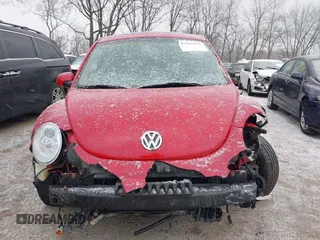 2009 Volkswagen New Beetle Coupe S with VIN 3VWRW31C59M502185, listed as a IAAI auction lot 41412554 with 86,147 mi miles. Bid and sale history available at carsss.com. Image 13.