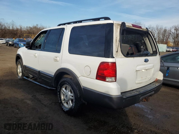 2005 Ford Expedition Special Service with VIN 1FMFU16555LA67458, listed as a Copart auction lot 76782364 with 0 mi miles and Clean Title. Bid and sale history available at carsss.com. Image 2.