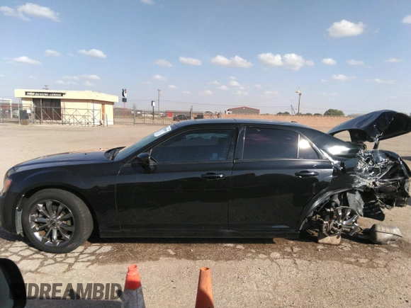 2014 Chrysler 300 with VIN 2C3CCAGG7EH240120, listed as a IAAI auction lot 40629490 with 142,041 mi miles. Bid and sale history available at carsss.com. Image 15.