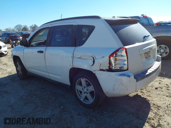 2007 Jeep Compass Sport with VIN 1J8FT47W37D416252, listed as a IAAI auction lot 41640700 with 358,129 mi miles. Bid and sale history available at carsss.com. Image 3.