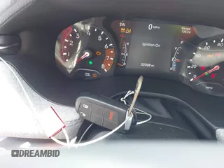 2024 Jeep Compass Latitude с VIN 3C4NJDBNXRT118589, выставлен на аукционе IAAI как лот 42597240 с пробегом 32 098 миль миль и . История ставок и продаж доступна на DreamBid. Изображение 11.