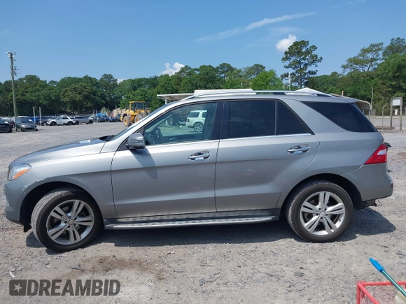 2015 Mercedes-Benz M 350 with VIN 4JGDA5JB9FA587924, listed as a IAAI auction lot 42296749 with 175,708 mi miles and . Bid and sale history available at DreamBid. Image 14.