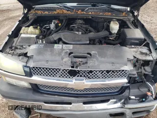 2005 Chevrolet Avalanche Z71 with VIN 3GNEK12Z75G258687, listed as a Copart auction lot 69597804 with 214,804 mi miles and Salvage Title. Bid and sale history available at carsss.com. Image 13.