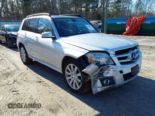 2012 Mercedes-Benz GLK GLK 350 with VIN WDCGG8HB7CF740994, listed as a IAAI auction lot 41640548 with 97,332 mi miles. Bid and sale history available at carsss.com. Image 1.