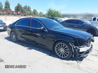 2015 Mercedes-Benz S 550 z VIN WDDUG8CBXFA123077, wystawiony jako IAAI lot #42194749 z przebiegiem 92 392 mil mil oraz . Historia ofert i sprzedaży dostępna na DreamBid. Obrazek 1.