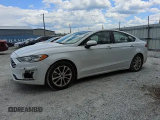 2019 Ford Fusion SE with VIN 3FA6P0HD4KR145810, listed as a Copart auction lot 45312765 with 137,414 mi miles and Clean Title. Bid and sale history available at DreamBid. Image 1.