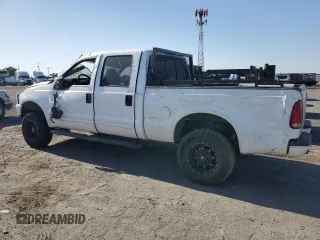 2001 Ford F-250 XL with VIN 1FTNW21F21EA81820, listed as a Copart auction lot 57677805 with Not provided miles and Salvage title. Bid and sale history available at DreamBid. Image 2.