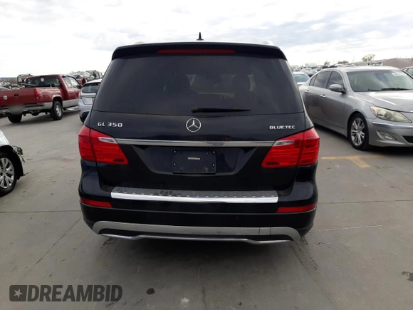2015 Mercedes-Benz GL-Class GL 350 BlueTEC with VIN 4JGDF2EE1FA605918, listed as a Copart auction lot 80406743 with 125,117 mi miles. Bid and sale history available at carsss.com. Image 6.