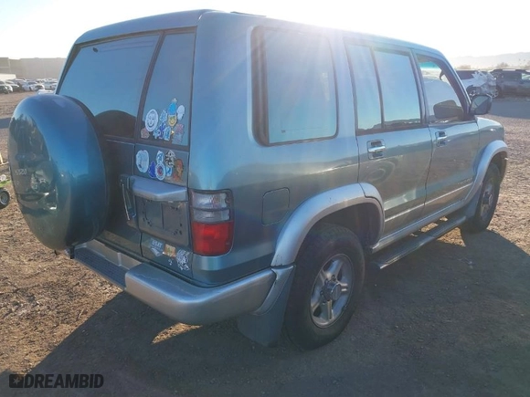 2002 Isuzu Trooper S with VIN JACDJ58X227J09839, listed as a IAAI auction lot 41657602 with NaN miles. Bid and sale history available at carsss.com. Image 4.