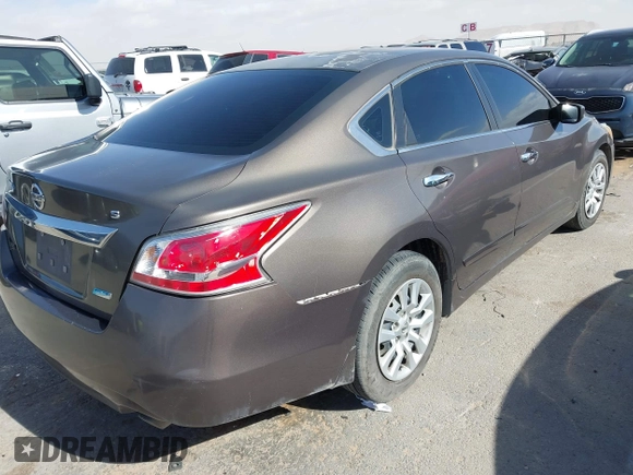 2013 Nissan Altima SV with VIN 1N4AL3AP9DN577861, listed as a IAAI auction lot 41362990 with 147,531 mi miles and . Bid and sale history available at carsss.com. Image 4.