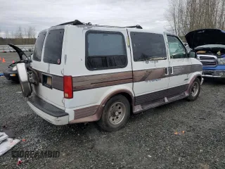 1995 Chevrolet Astro Cargo with VIN 1GBDM19W6SB190112, listed as a Copart auction lot 85621074 with 111,436 mi miles and Clean Title. Bid and sale history available at carsss.com. Image 3.
