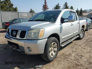2004 Nissan Titan LE z VIN 1N6AA07B44N573319, wystawiony jako IAAI lot #42004100 z przebiegiem 196 357 mil mil oraz . Historia ofert i sprzedaży dostępna na DreamBid. Obrazek 17.