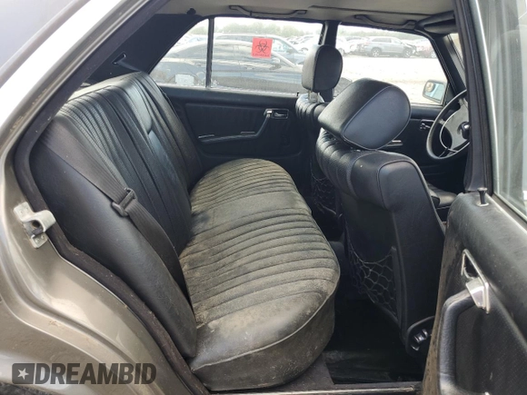 1984 Mercedes-Benz 300 D с VIN WDBAB33A3EA157882, выставлен на аукционе Copart как лот 76098034 с пробегом 185 136 миль миль и Чистый • Clean title. История ставок и продаж доступна на DreamBid. Изображение 10.