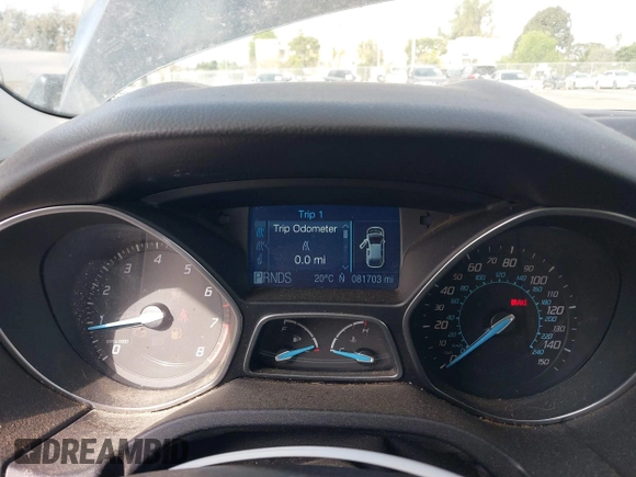 2012 Ford Focus SE with VIN 1FAHP3F27CL392394, listed as a IAAI auction lot 41909902 with 81,703 mi miles. Bid and sale history available at carsss.com. Image 7.
