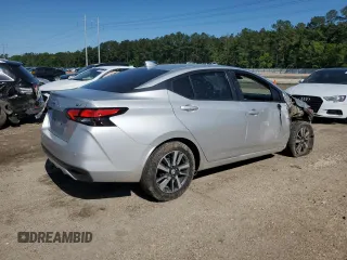 2021 Nissan Versa SV z VIN 3N1CN8EV1ML868652, wystawiony jako Copart lot #52175975 z przebiegiem 85 708 mil mil oraz Szkoda całkowita • Salvage title. Historia ofert i sprzedaży dostępna na DreamBid. Obrazek 3.