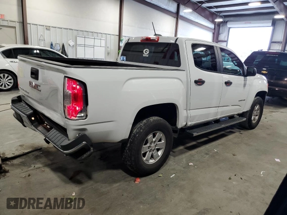 2019 GMC Canyon 2WD with VIN 1GTG5BEN4K1197364, listed as a Copart auction lot 45484885 with 38,141 mi miles and Salvage Title. Bid and sale history available at carsss.com. Image 3.