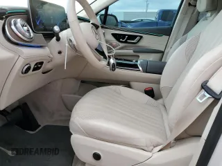 2023 Mercedes-Benz EQS with VIN 4JGDM2DB0PA007723, listed as a Copart auction lot 39572904 with 4,984 mi miles and Salvage Title. Bid and sale history available at carsss.com. Image 7.
