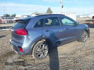 2021 Kia Niro Touring with VIN KNDCC3LC8M5480860, listed as a IAAI auction lot 41885146 with 39,677 mi miles. Bid and sale history available at carsss.com. Image 4.