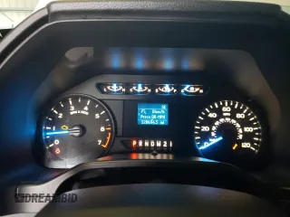 2015 Ford F-150 XL z VIN 1FTMF1EP8FKE78370, wystawiony jako Copart lot #51761025 z przebiegiem 128 694 mil mil oraz Czysty tytuł • Clean title. Historia ofert i sprzedaży dostępna na DreamBid. Obrazek 9.