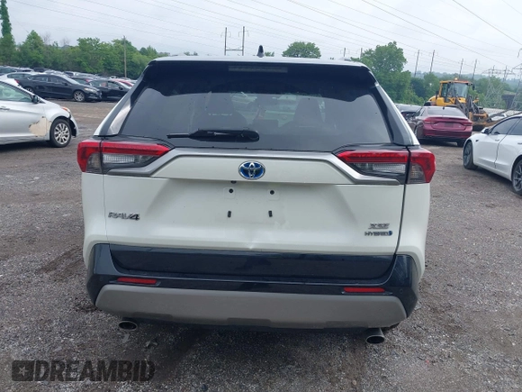 2022 Toyota RAV4 Hybrid XSE with VIN 4T3E6RFV6NU084601, listed as a IAAI auction lot 42377887 with 81,084 mi miles and . Bid and sale history available at DreamBid. Image 16.