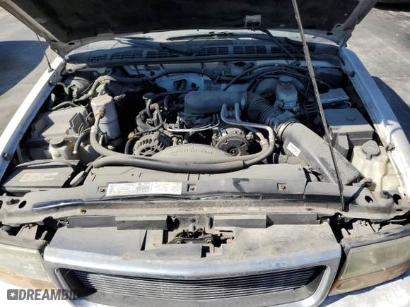 2003 GMC Sonoma SLS with VIN 1GTDT19X538159245, listed as a Copart auction lot 70503874 with 150,249 mi miles and Clean Title. Bid and sale history available at carsss.com. Image 11.