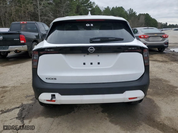 2025 Nissan Kicks SV with VIN 3N8AP6CA0SL305208, listed as a Copart auction lot 46438075 with 10,434 mi miles and Salvage Title. Bid and sale history available at carsss.com. Image 6.