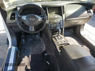 2014 Infiniti QX70 с VIN JN8CS1MW2EM412484, выставлен на аукционе Copart как лот 56695895 с пробегом Не указан миль и Списание • Salvage title. История ставок и продаж доступна на DreamBid. Изображение 8.