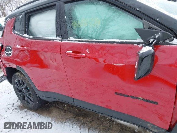 2023 Jeep Compass Latitude with VIN 3C4NJDBN9PT531729, listed as a IAAI auction lot 41620284 with 27,824 mi miles and . Bid and sale history available at DreamBid. Image 14.