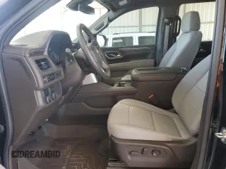 2023 Chevrolet Tahoe LS z VIN 1GNSCMKD5PR356819, wystawiony jako Copart lot #52676795 z przebiegiem 5 624 mil mil oraz Szkoda całkowita • Salvage title. Historia ofert i sprzedaży dostępna na DreamBid. Obrazek 7.